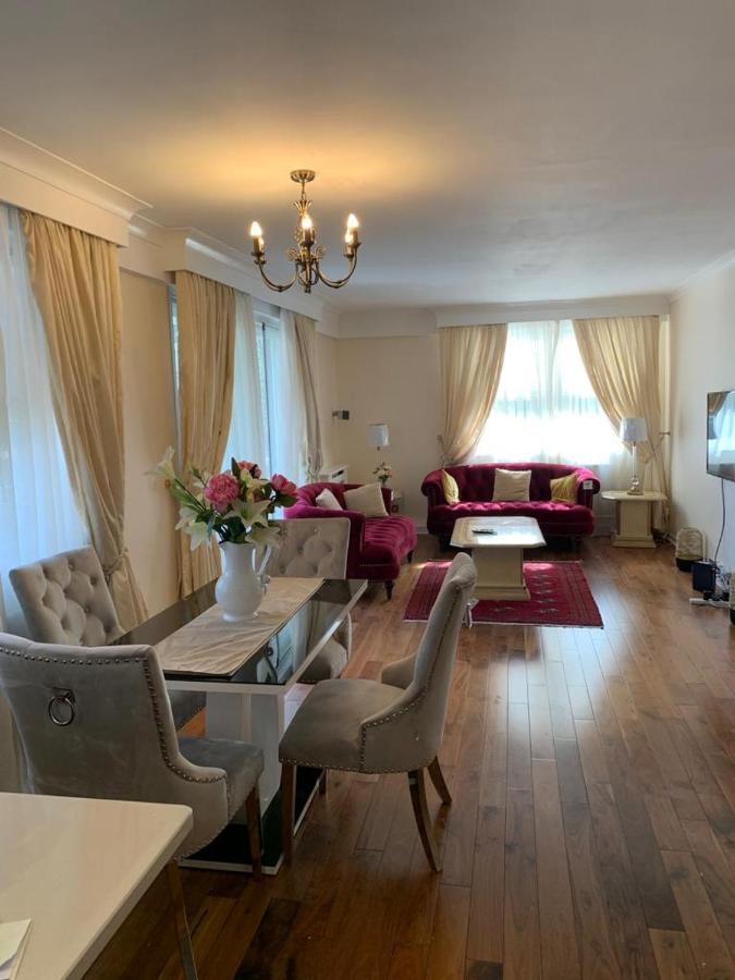 Lovely 3 Bedroom Apartment Londres Exterior foto